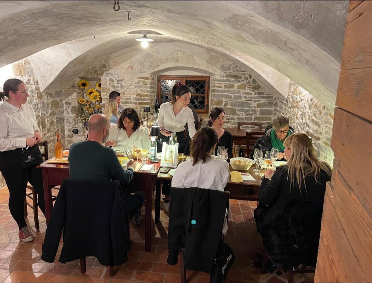 Villa Butussi - L'Ospitalita Del Vino Corno di Rosazzo Dış mekan fotoğraf