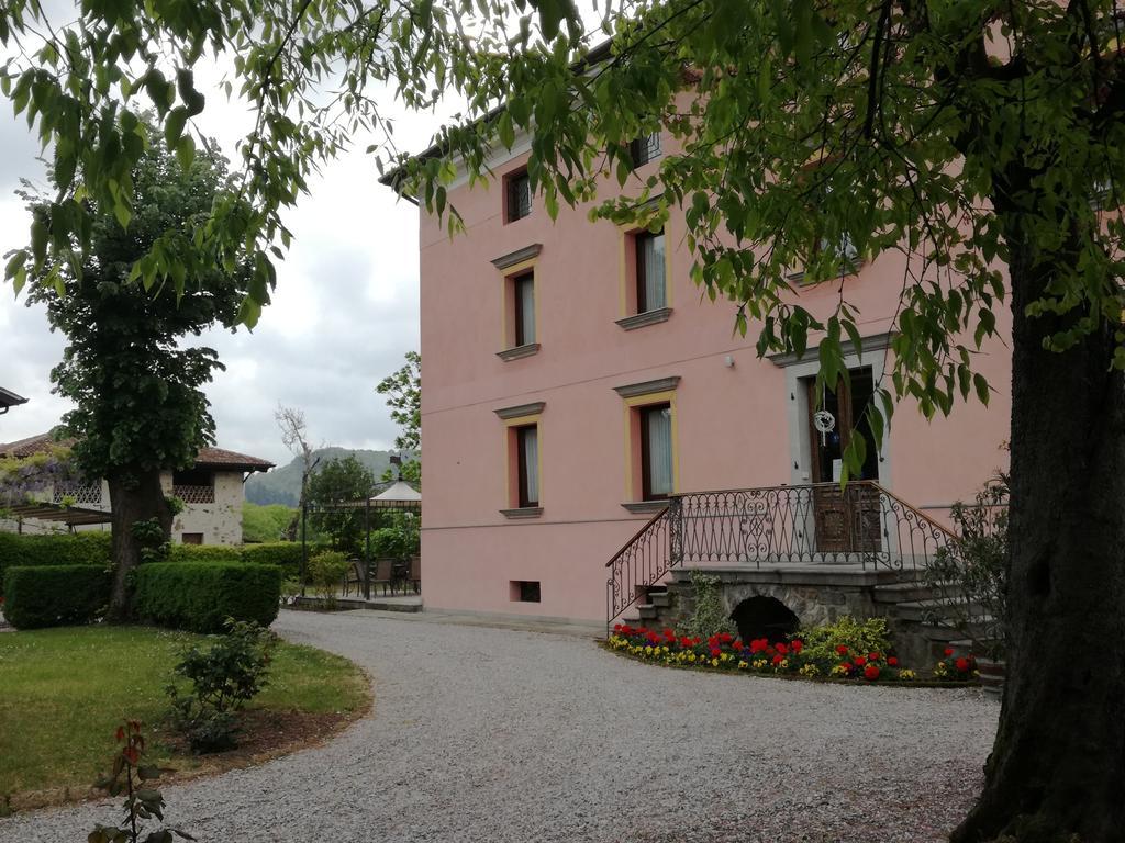 Villa Butussi - L'Ospitalita Del Vino Corno di Rosazzo Dış mekan fotoğraf